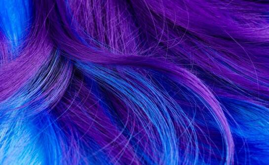 Jakie korzyści przynosi stosowanie koloryzującej pianki do włosów w codziennym użytkowaniu?