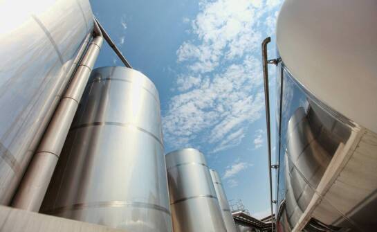 Poradnik wyboru zbiorników dla firm transportowych