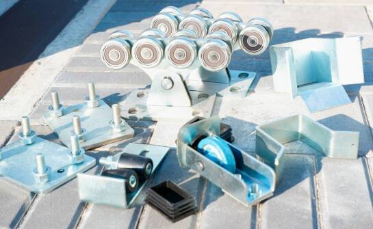 Różnorodność materiałów w produkcji kółek do kontenerów