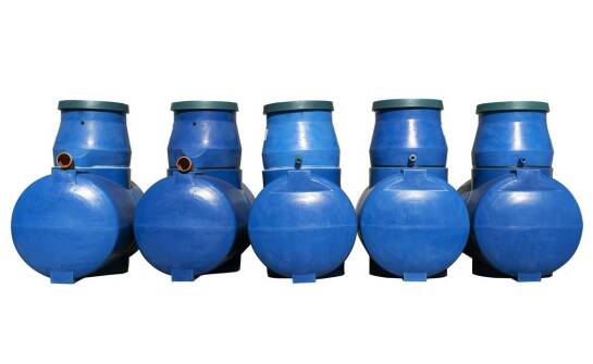 Porównanie zbiorników Kingspan z innymi modelami na rynku – co wybrać?