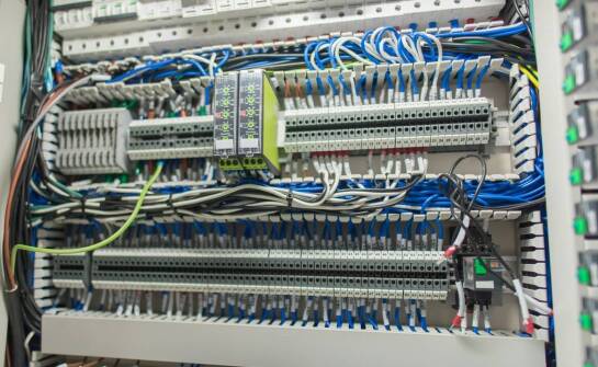 Znaczenie elektroenergetycznej dokumentacji w kontekście modułowych rozdzielnic