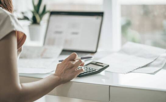 Koszty wiskosuplementacji – co warto uwzględnić przed podjęciem decyzji?