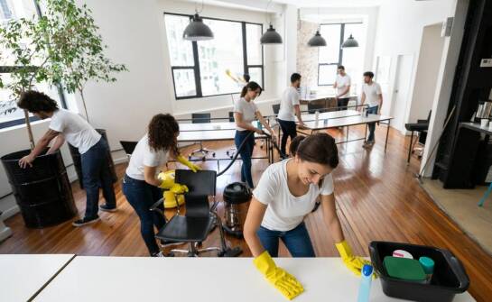 Co obejmują kompleksowe usługi sprzątania po zgonie?