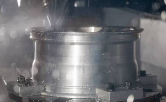 Innowacyjne zastosowania rotomouldingu w produkcji urządzeń do odnawialnej energii