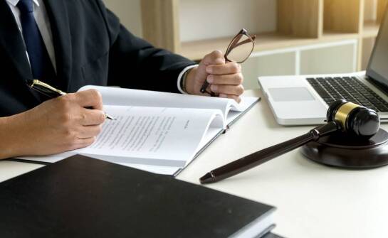 Tłumacz przysięgły języka estońskiego do tłumaczeń dokumentów sądowych