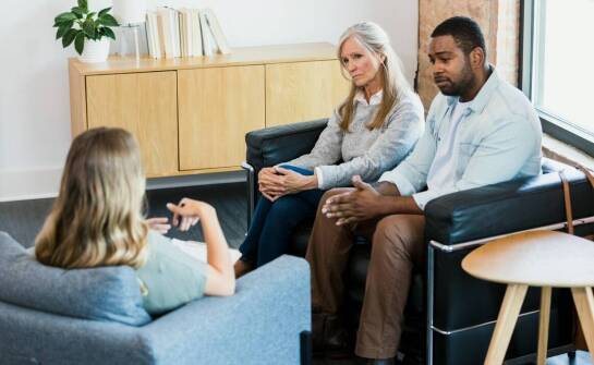 Terapeutyczne podejście do komunikacyjnych problemów w małżeństwie