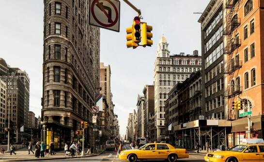 Rola tymczasowych znaków w organizacji ruchu miejskiego