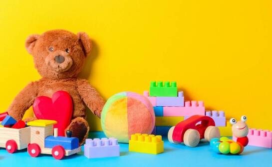 Wpływ rozwijających kreatywność zabawek na intelektualny rozwój dzieci