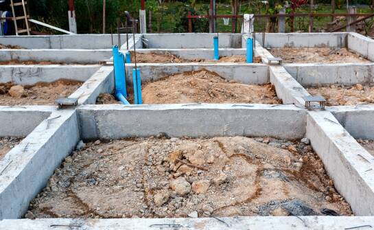 Efektywność palowych fundamentów w projektach rewitalizacyjnych