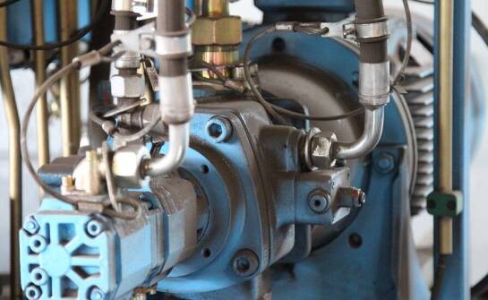 Silniki a modernizacja starszych układów hydraulicznych