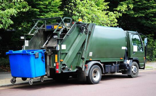 Jak szybka reakcja serwisu zwiększa efektywność działania floty śmieciarek?