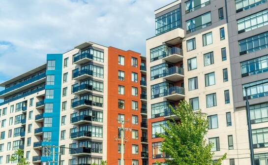 Wpływ online promocji na szybkość sprzedaży mieszkań w trybie pilnym