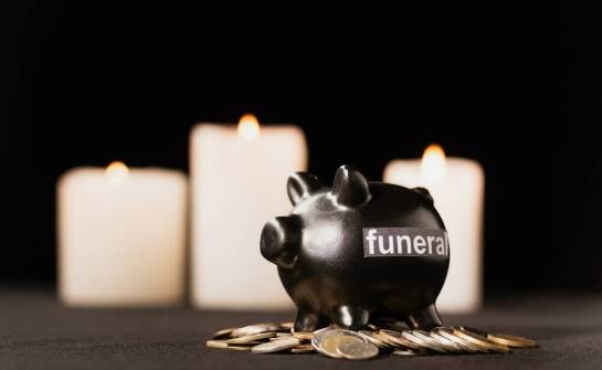 Wsparcie w uzyskaniu pogrzebowego zasiłku – kluczowe informacje dla rodzin