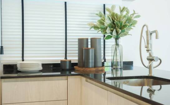 Ręczne młynki do kawy – ich miejsce w nowoczesnej kuchni.