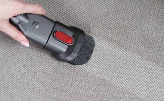 Pranie tapicerki w Warszawie na Ochocie – dlaczego warto wybrać nasze usługi prania tapicerki?