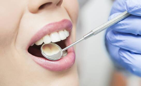 Jakie są najlepsze praktyki w zakresie zachowawczej stomatologii?