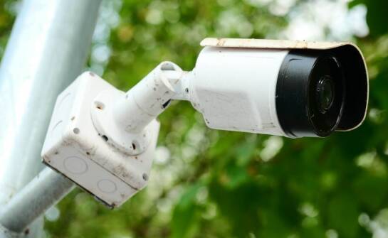 Zalety stosowania inteligentnych wodomierzy w systemach wodociągowych.