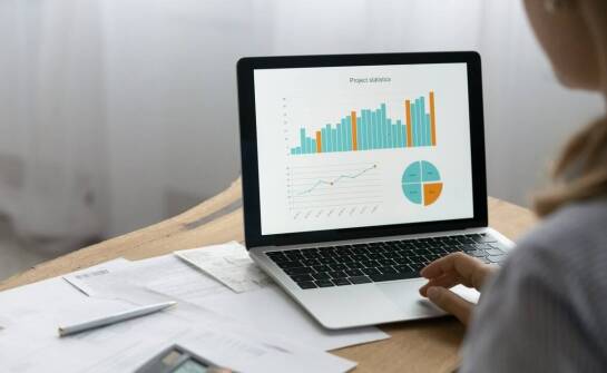 Szacowanie biznesowej wartości poprzez zaawansowane przetwarzanie danych