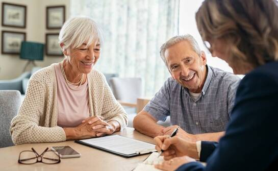 Rola specjalistów zespołu w zapewnianiu wysokiego standardu opieki w domu seniora