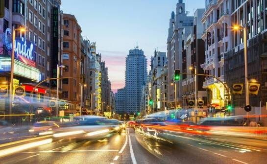 Rola organizacji ruchu w efektywnym funkcjonowaniu dróg nowych