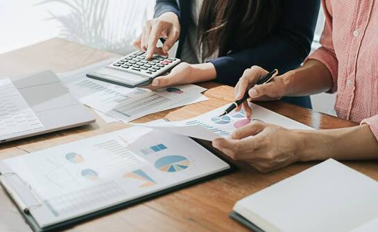 Wsparcie księgowe dla nowych firm – dlaczego warto skorzystać z usług księgowej?