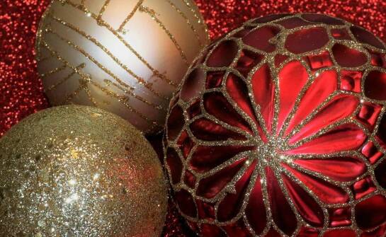 Jakie nowości wprowadzono w produkcji podstawek do zniczy?