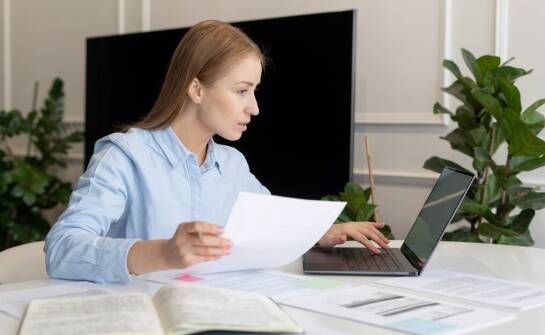 Znaczenie konsultacji księgowych oferowanych przez podatkowe biura