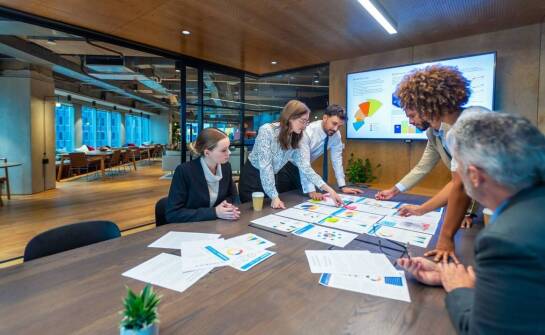 Biura rachunkowe a kadrowo-płacowa obsługa – kluczowe korzyści