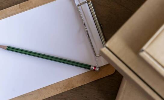 Proces tworzenia zapachowych indywidualnych kompozycji: krok po kroku