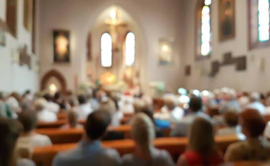 Rola kaplicy w procesie pożegnania zmarłego: co warto wiedzieć?