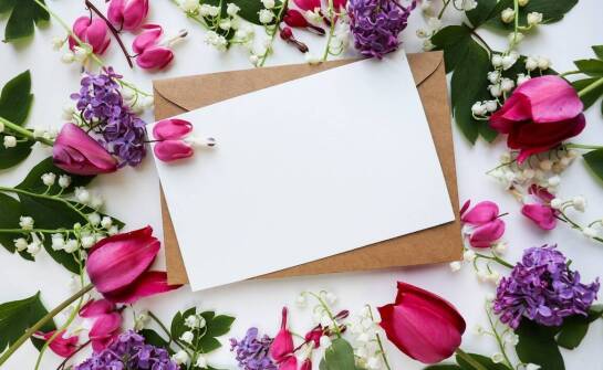 Jak urodzinowe kartki z życzeniami mogą stać się wyjątkowym prezentem?