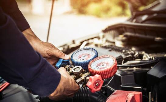 Naprawa klimatyzacji i ogrzewania postojowego w ciężarowych pojazdach – na co zwracać uwagę?