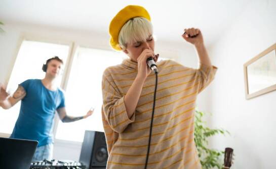 Warsztaty wokalne: jak łączą teorię z praktyką muzyczną?