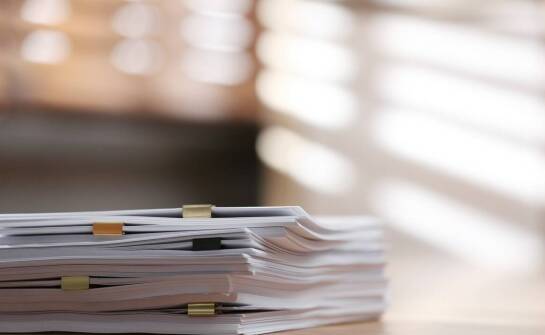 Jakie dokumenty wymagają przysięgłych tłumaczeń przy zakładaniu spółki?