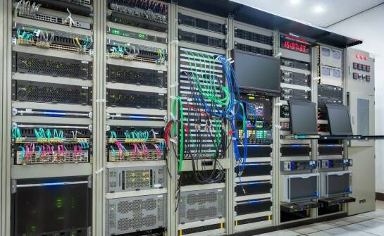 Znaczenie strukturalnego okablowania w budowie telekomunikacyjnej sieci