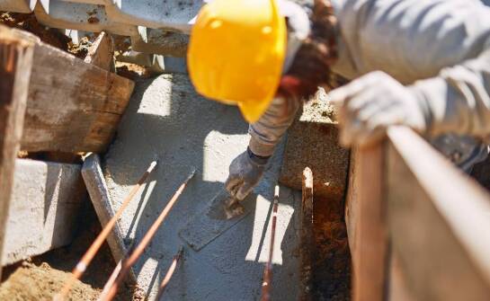 Skuteczne techniki usuwania wilgoci z fundamentów budynków.