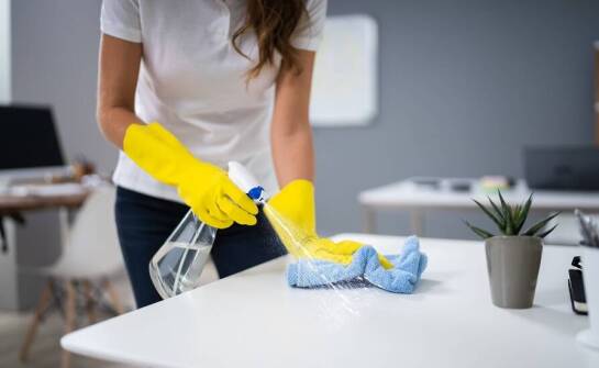 Czystość biur – jakimi metodami można ją efektywnie utrzymać?
