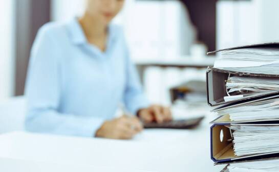 Rola archiwizacji dokumentów w zapewnieniu zgodności z przepisami.