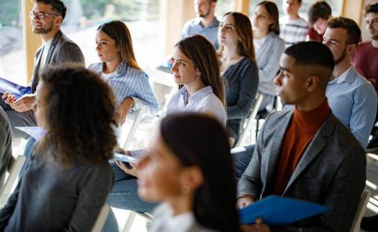 Hotel na szkolenia pod Poznaniem: Jak dbamy o komfort dla uczestników?