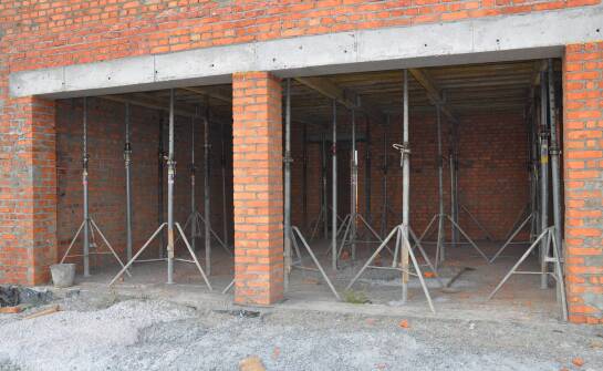 Jak dobrać odpowiednie szalunki do konkretnych ziemnych prac?