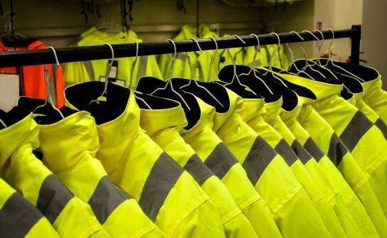 Czy widoczność pracownika jest jedyną gwarancją bezpieczeństwa na drodze?