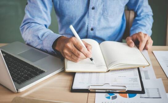 Jak wybrać najlepszą szkołę do nauki jazdy na motor?