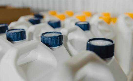 Wysokiej jakości środki do ochrony przed korozją – co wyróżnia je?