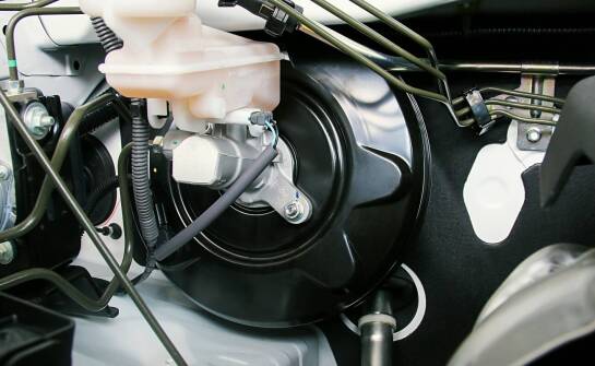 Instalacja LPG w samochodzie: Najważniejsze aspekty prawne i techniczne dla kierowców