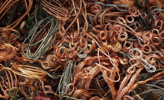 Znaczenie edukacji i świadomości w zakresie odzysku miedzi.