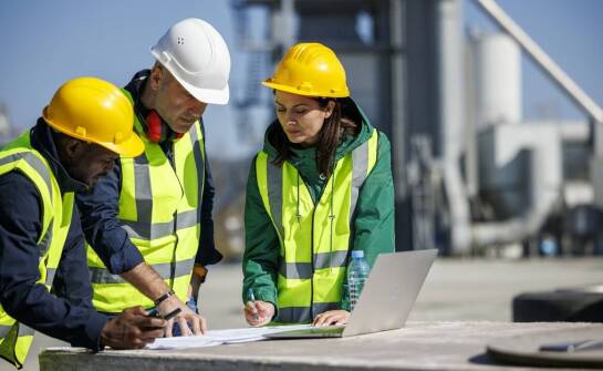 Inżynieryjne wsparcie dla technicznych działów jako fundament udanych przemysłowych inwestycji