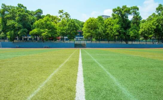 Wpływ jakości nawierzchni bieżni na bezpieczeństwo dla biegaczy