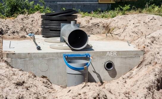 Montaż oczyszczalni a oszczędności na rachunkach za wodę