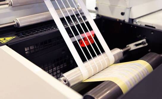 Jak drukarnia etykiet może pomóc w tworzeniu unikalnego wizerunku dla marki?