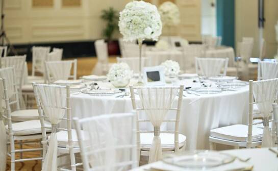 Przyjęcia studniówkowe w restauracji: oferta dla 200 osób